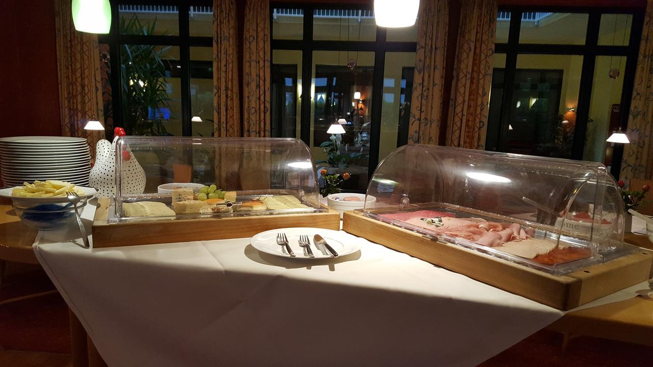 Weinhotel Atrium バート・ザルツフレン エクステリア 写真