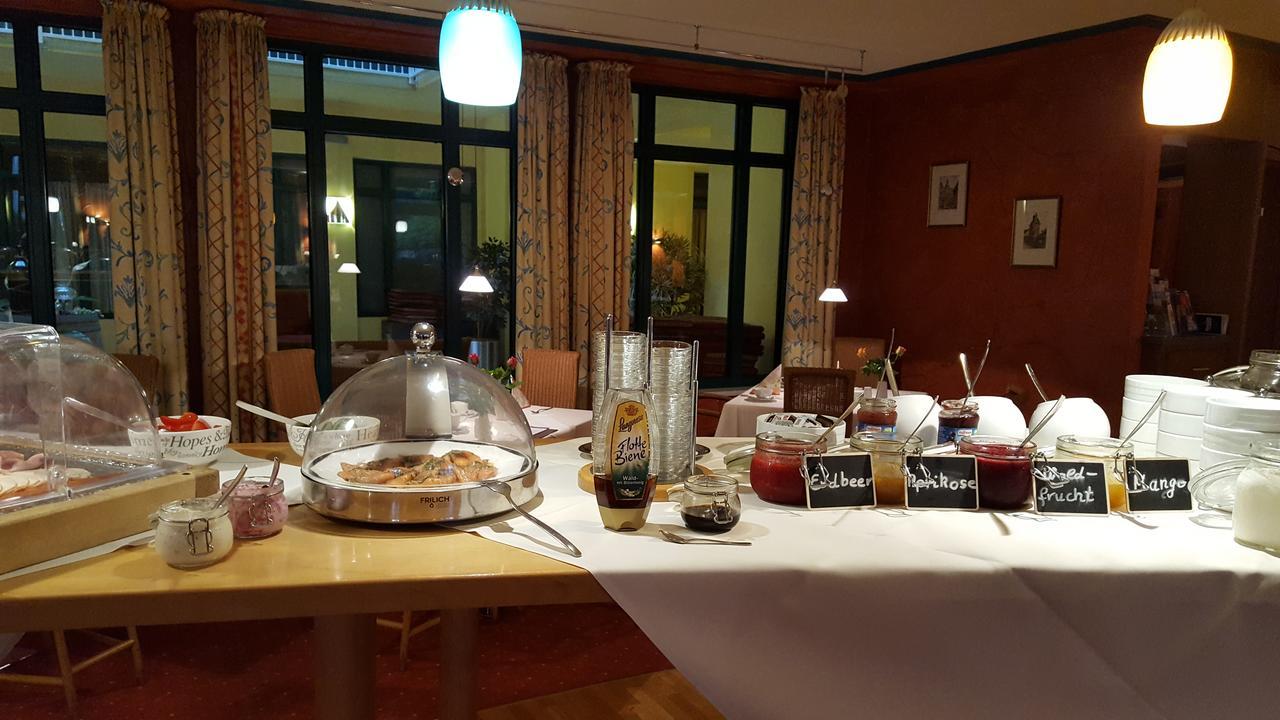 Weinhotel Atrium バート・ザルツフレン エクステリア 写真